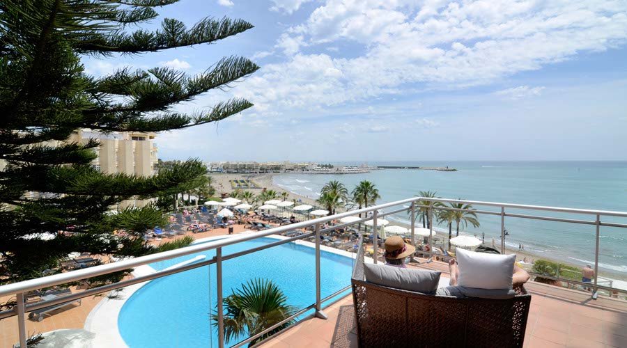 21-terrace-view-riviera-hotel-benalmadena-costa